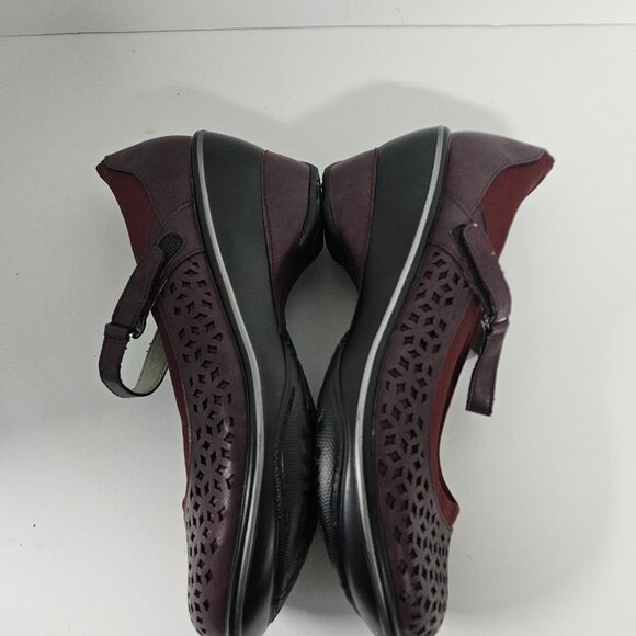JBU Alcante Mary Janes Burgundy Y2K 11M - Picture 7 of 10